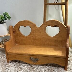 Vintage Hand Made Solid Wood Heart Country Farm Doll Book Plant Display Bench
